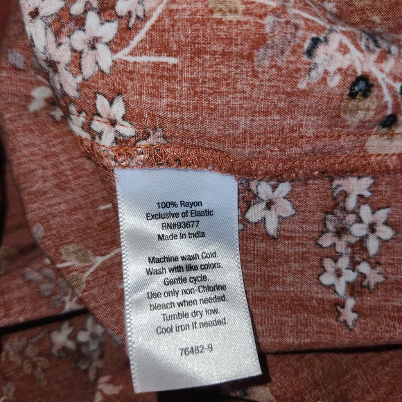 A.N.A A New Approach Rusty Brown Floral Dress-Size Small - Picture 4 of 7